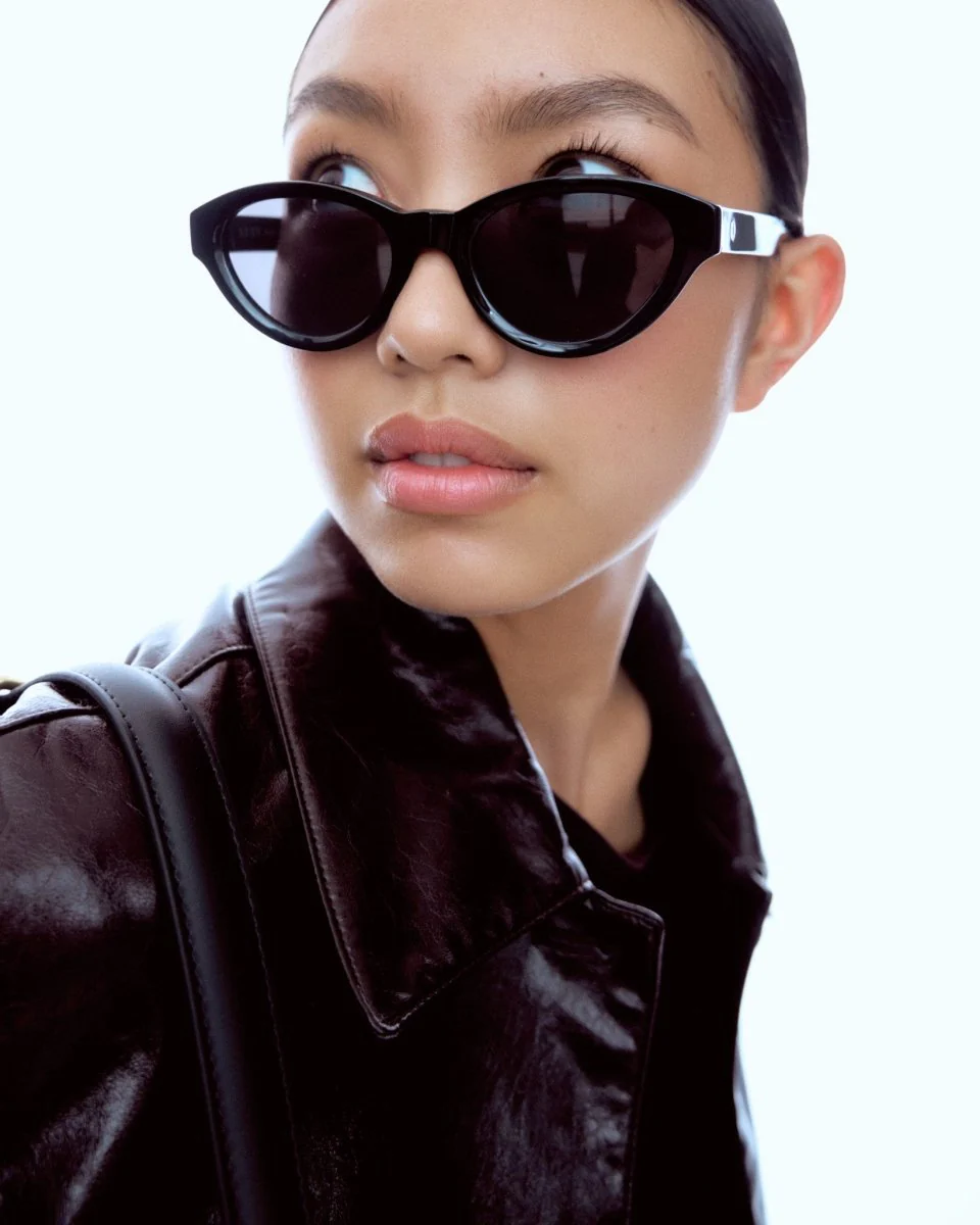 21 Black – Bild 6